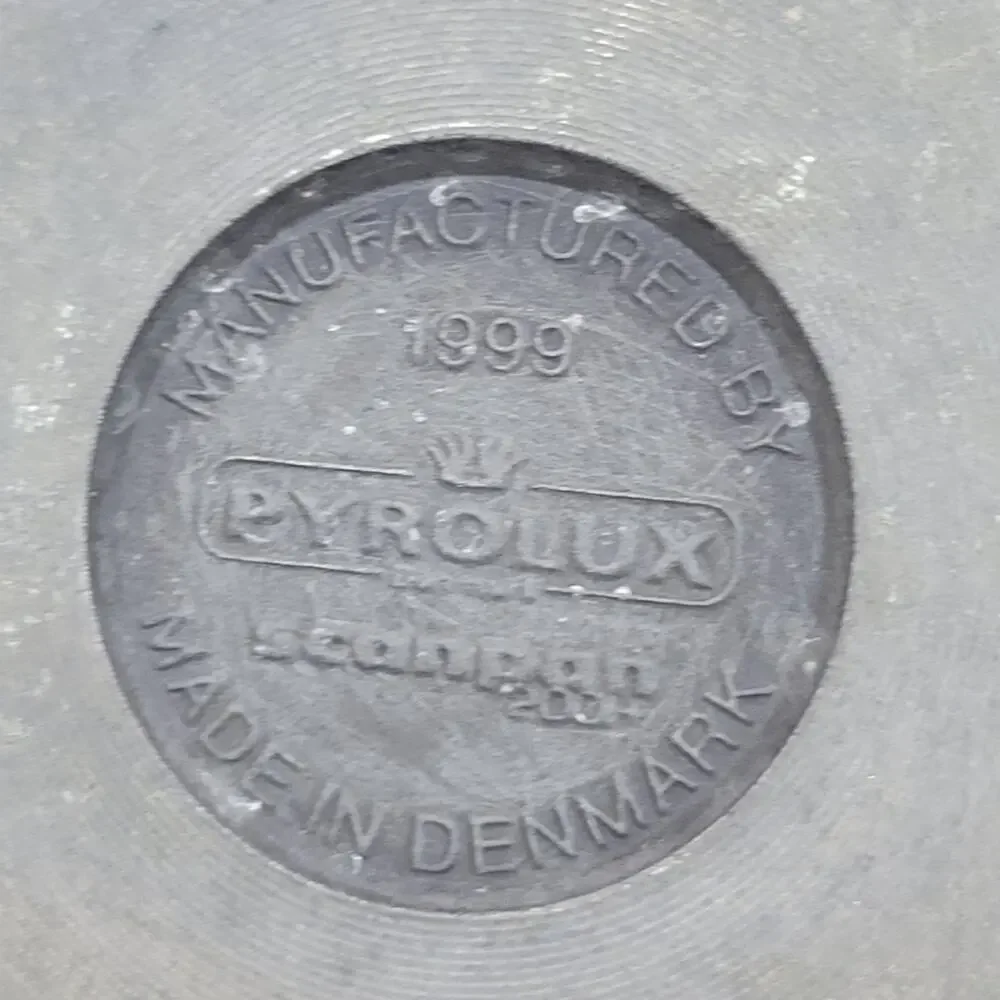 Scanpan 1999 titanium